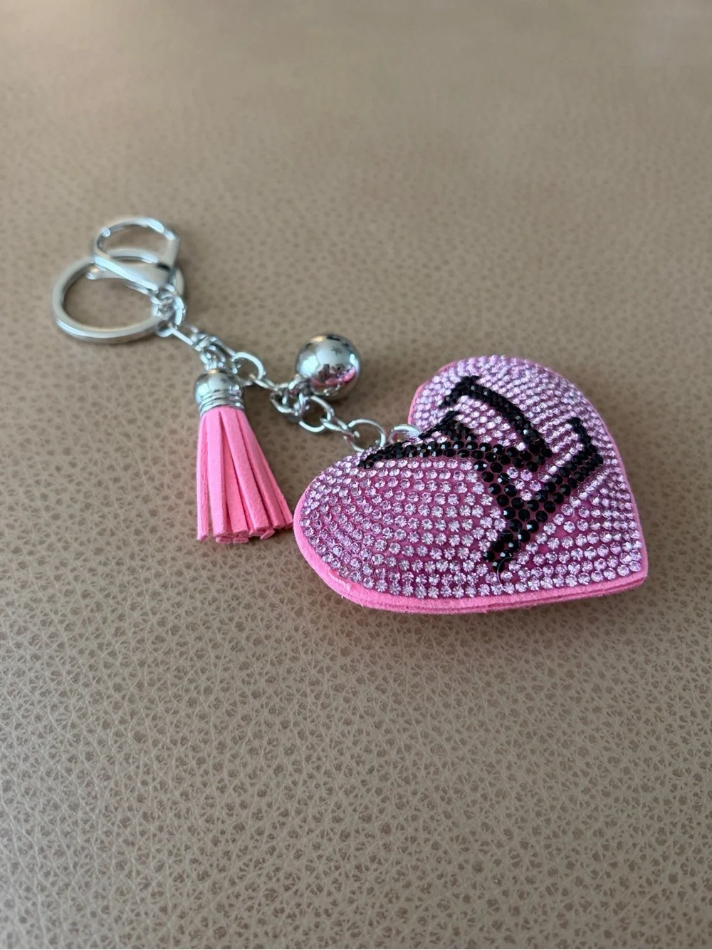 Bougie Pink Heart Crystal Keychain with Tassel - Picture 2 of 7